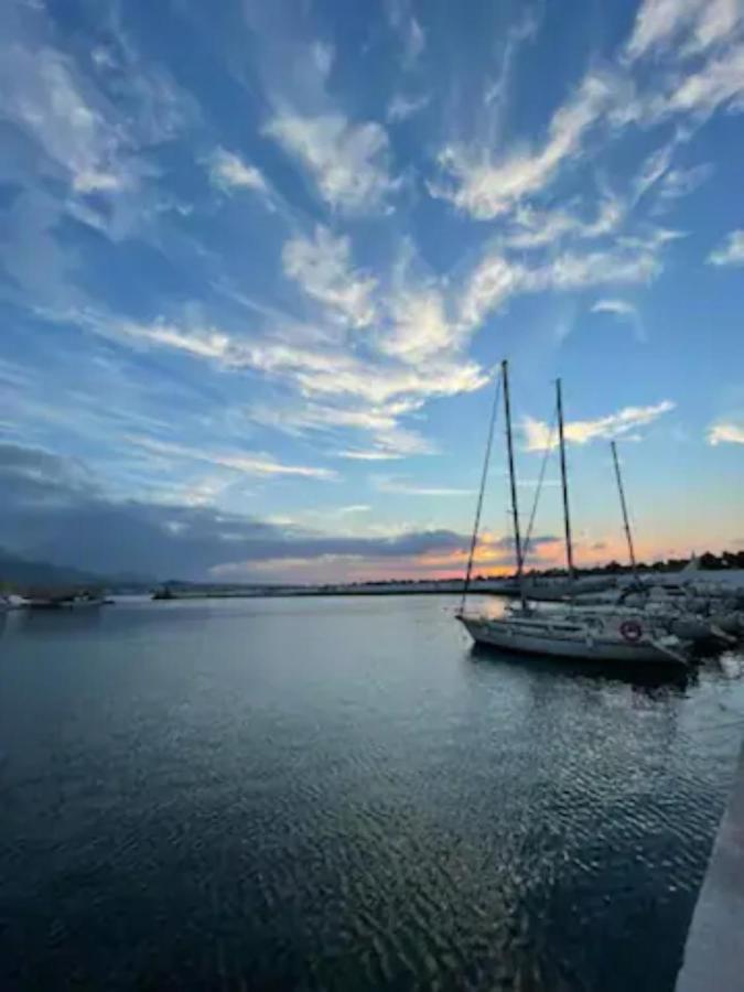 Ioannas Endless Blue Apartment 依拉佩特拉 外观 照片
